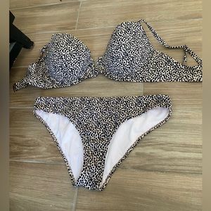 Shade and shore bikini: 34DD top and Medium bottom